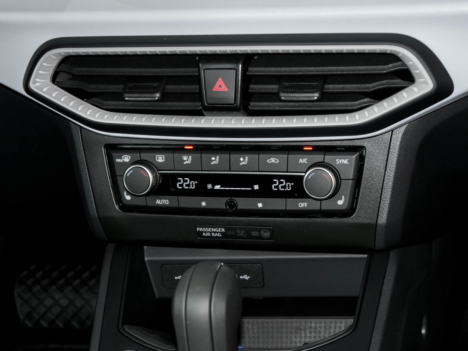 Seat Ibiza 1.0 ROAD EDITION DSG PDC RFK 16LM SHZ LED