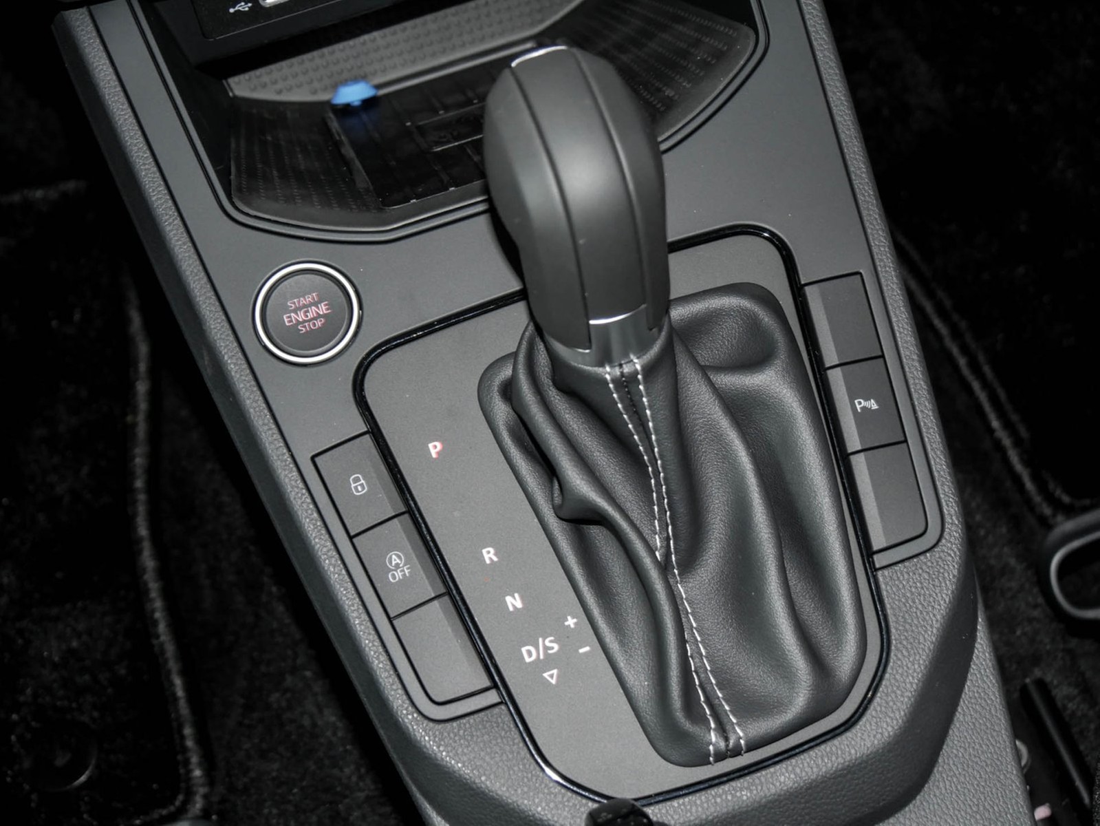 Seat Ibiza 1.0 ROAD EDITION DSG PDC RFK 16LM SHZ LED