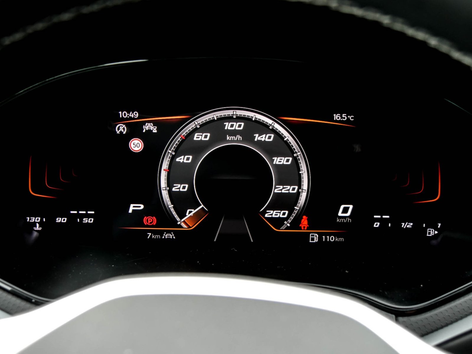 Seat Arona 1.0 ROAD EDITION DSG NAV ACC SHZ PDC LM17