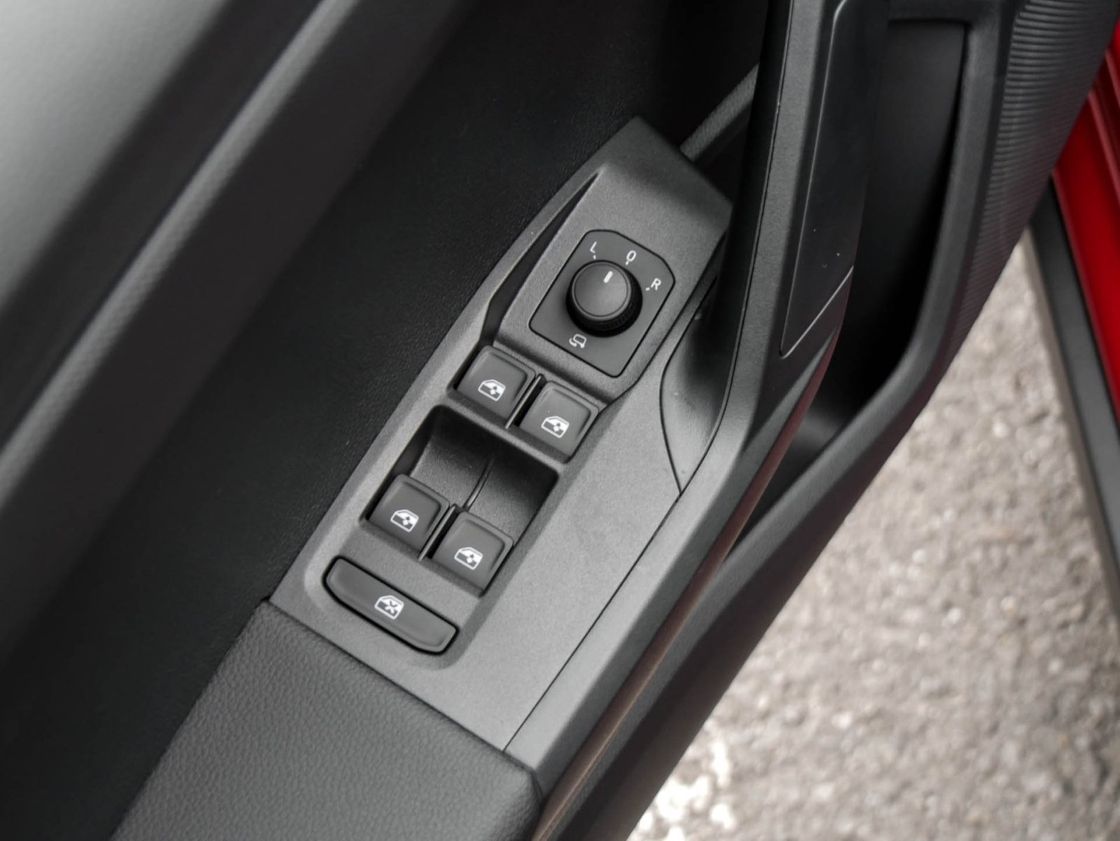 Seat Arona 1.0 ROAD EDITION DSG NAV ACC SHZ PDC LM17