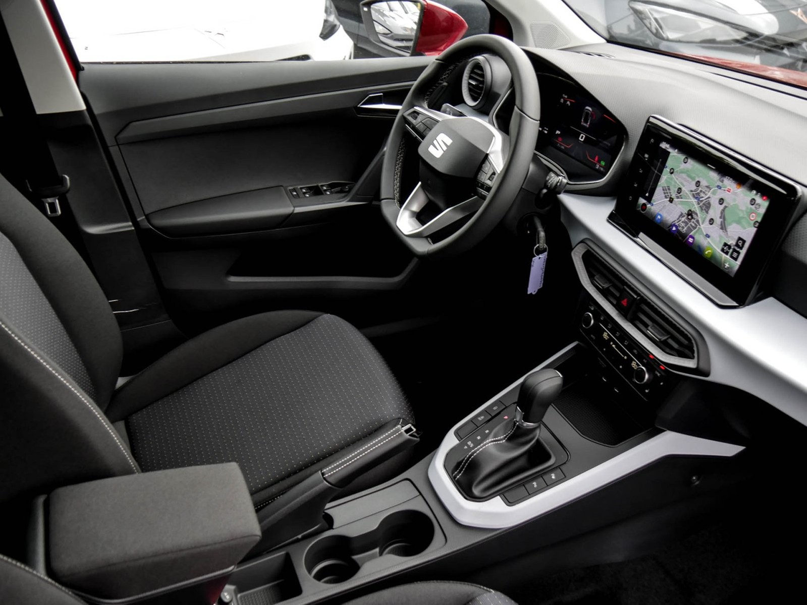 Seat Arona 1.0 ROAD EDITION DSG NAV ACC SHZ PDC LM17