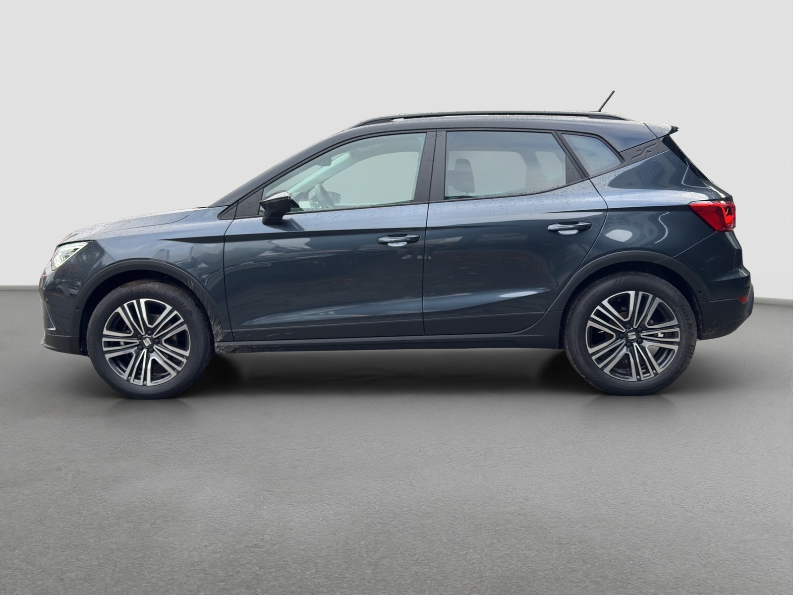 Seat Arona 1.0 ROAD EDITION DSG NAV ACC LED SHZ RFK