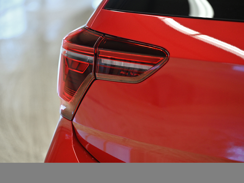 Volkswagen Polo 1.0 R-LINE DSG