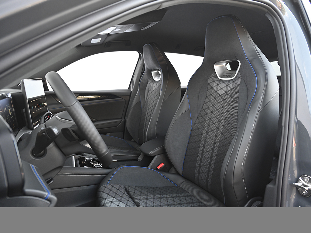 Volkswagen Tiguan 1.5 R-LINE DSG BLACKSTYLE HARMANKARDON