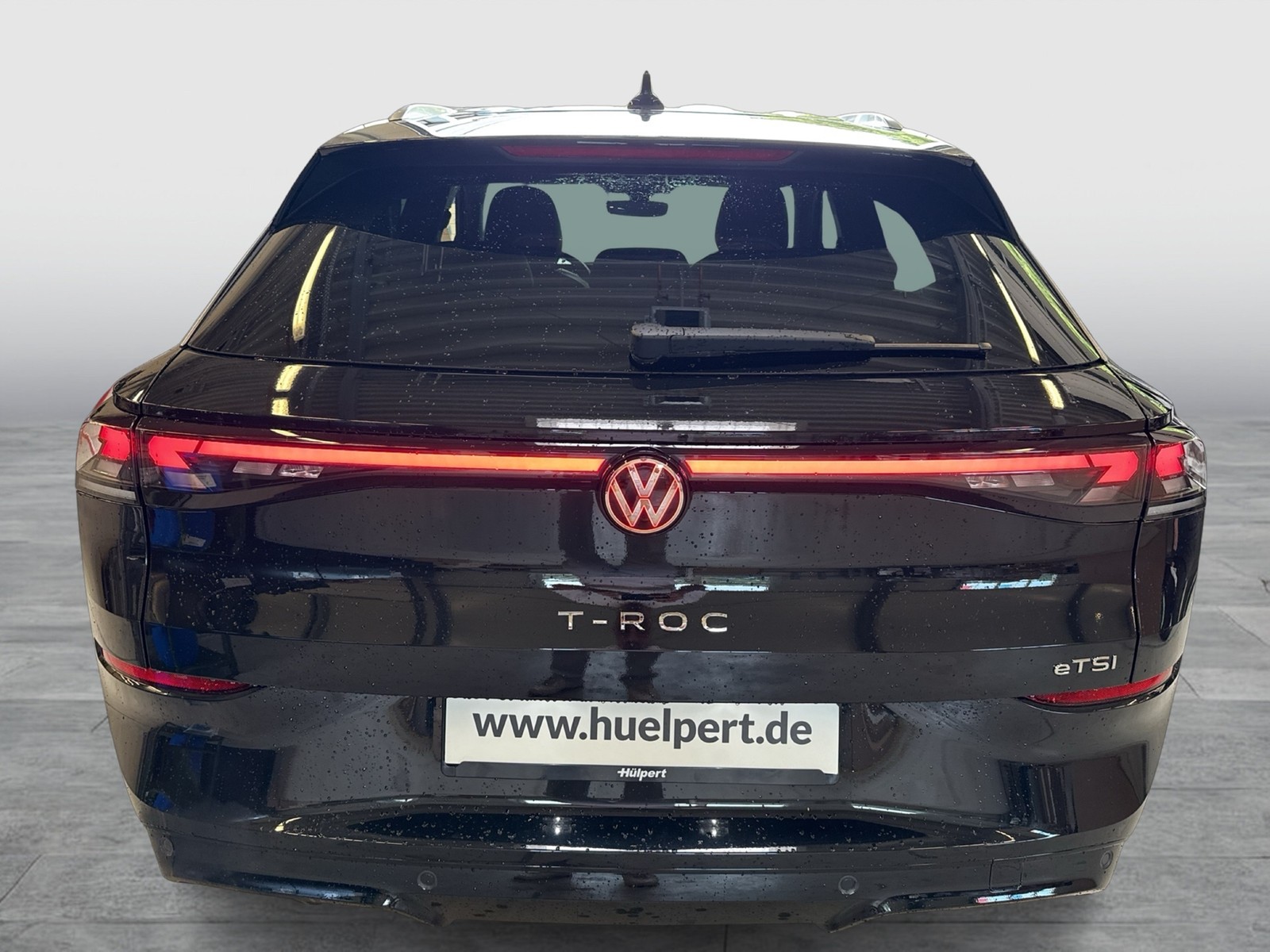 Volkswagen T-Roc 1.5 eTSI R-LINE NEUES MODELL AHK CAM LM18