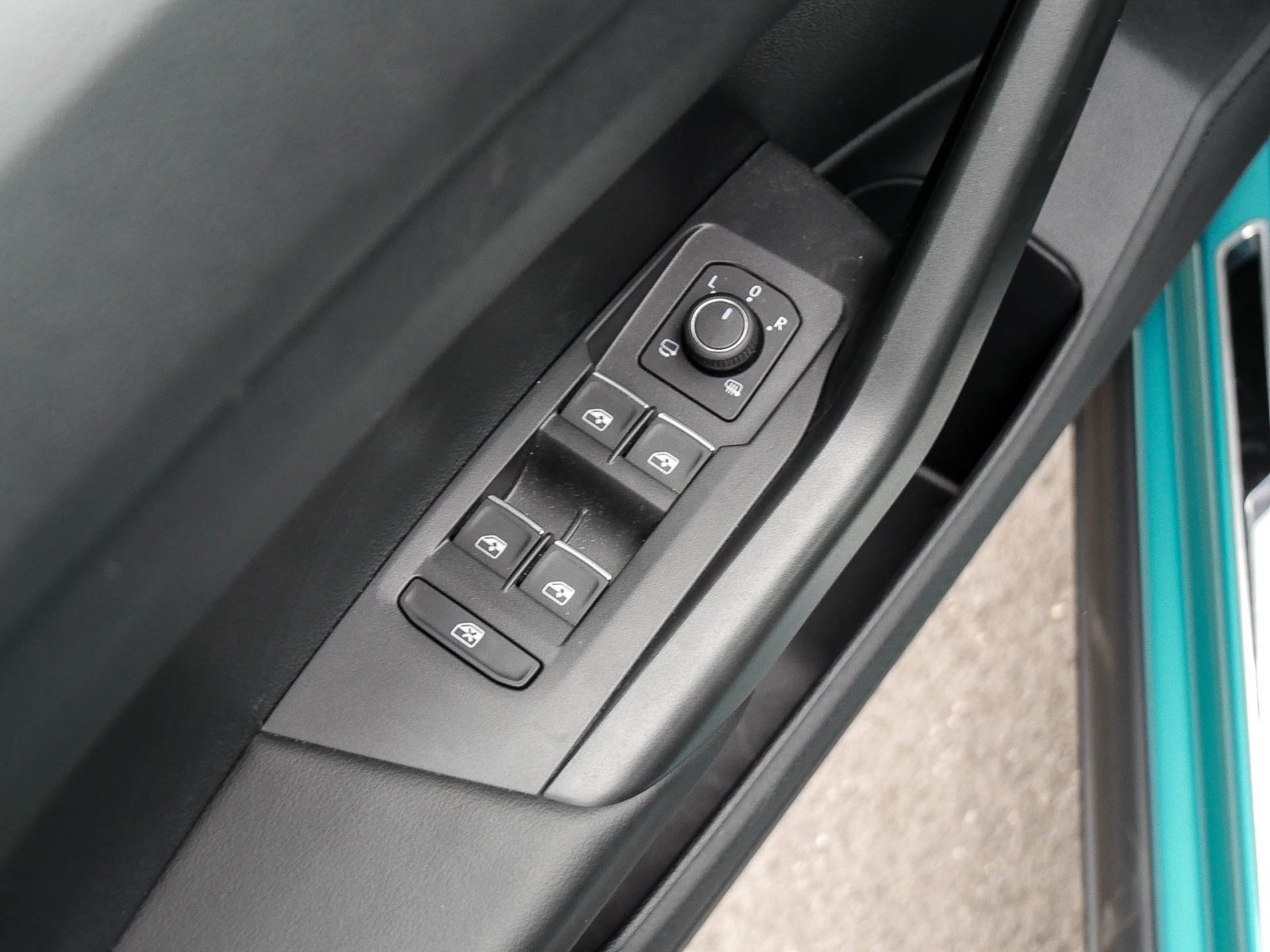 Volkswagen T-Cross 1.0 MOVE CAM ACC ALU NAVI SITZHEIZUNG