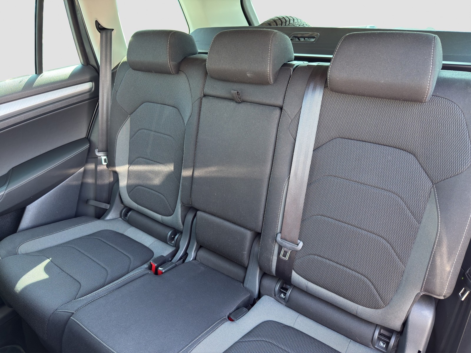 Skoda Kodiaq 2.0 AHK ACC LM18 NAVI CARPLAY SITZHEIZUNG