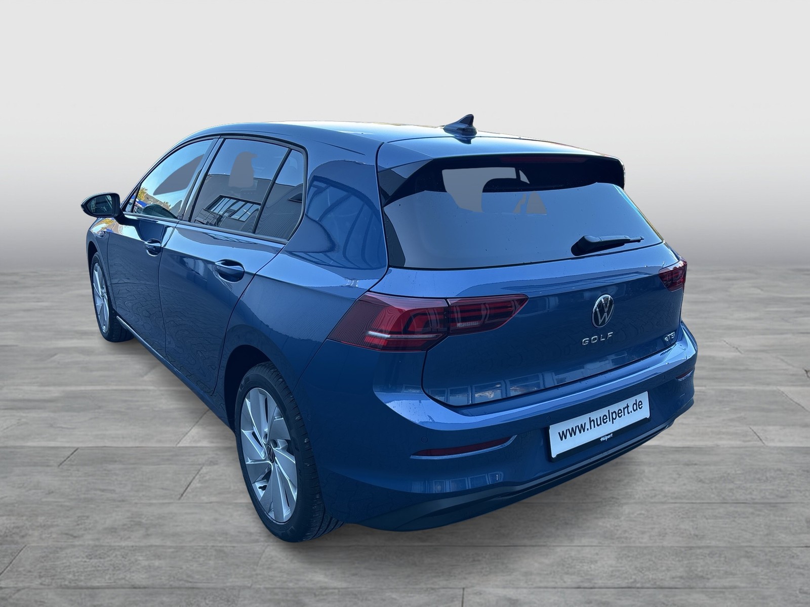 Volkswagen Golf VIII 1.5 eTSI GOAL FACELIFT CAM ACC LM17