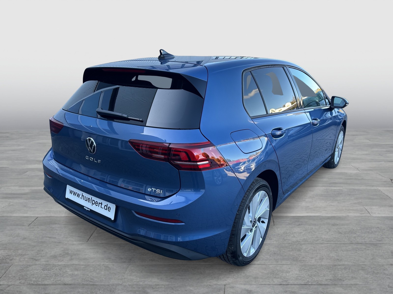 Volkswagen Golf VIII 1.5 eTSI GOAL FACELIFT CAM ACC LM17