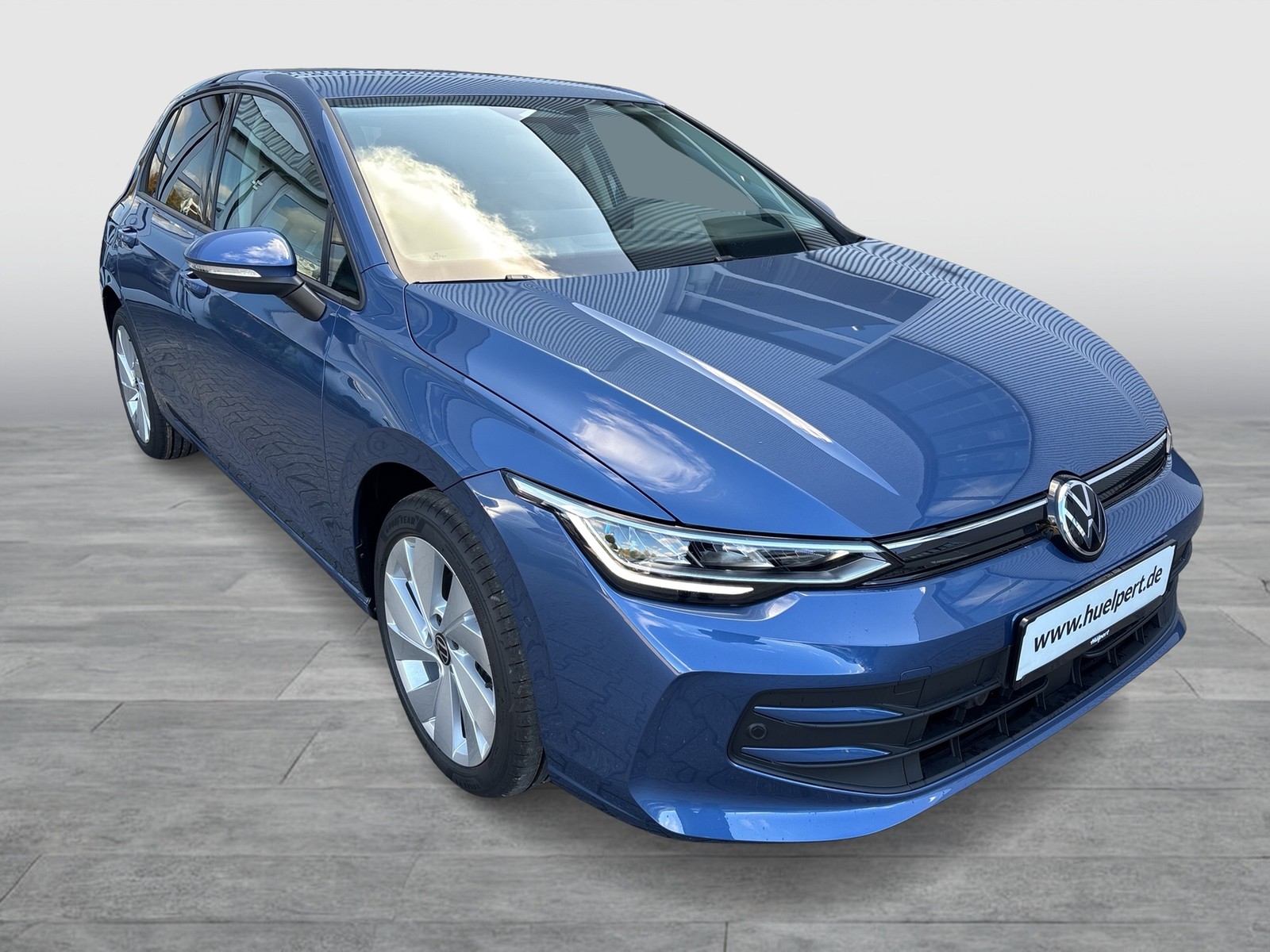 Volkswagen Golf VIII 1.5 eTSI GOAL FACELIFT CAM ACC LM17