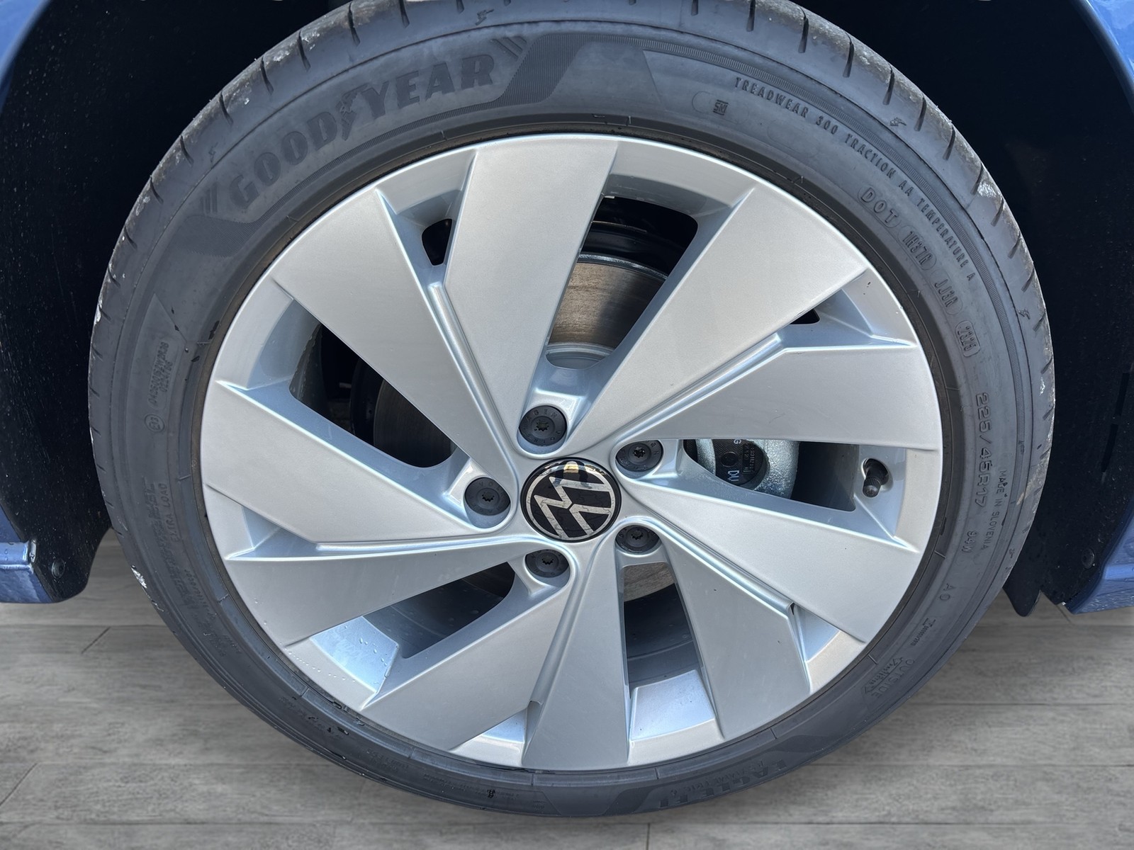 Volkswagen Golf VIII 1.5 eTSI GOAL FACELIFT CAM ACC LM17