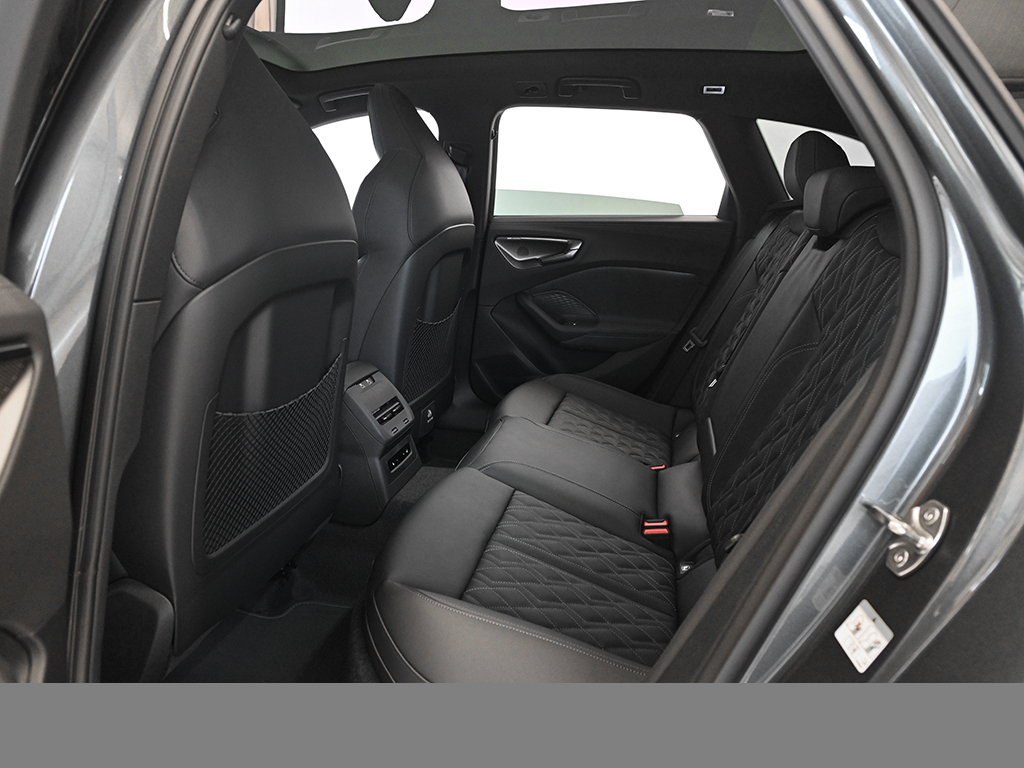 Audi A5 Avant TDI S line quattro AHK PANO B&O TECH+