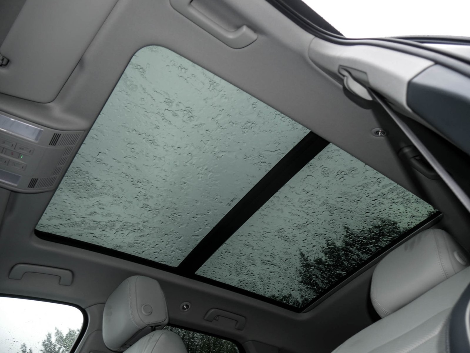 Volkswagen Touareg V6 TSI R-LINE NEUES MODELL PANO ACC LM20