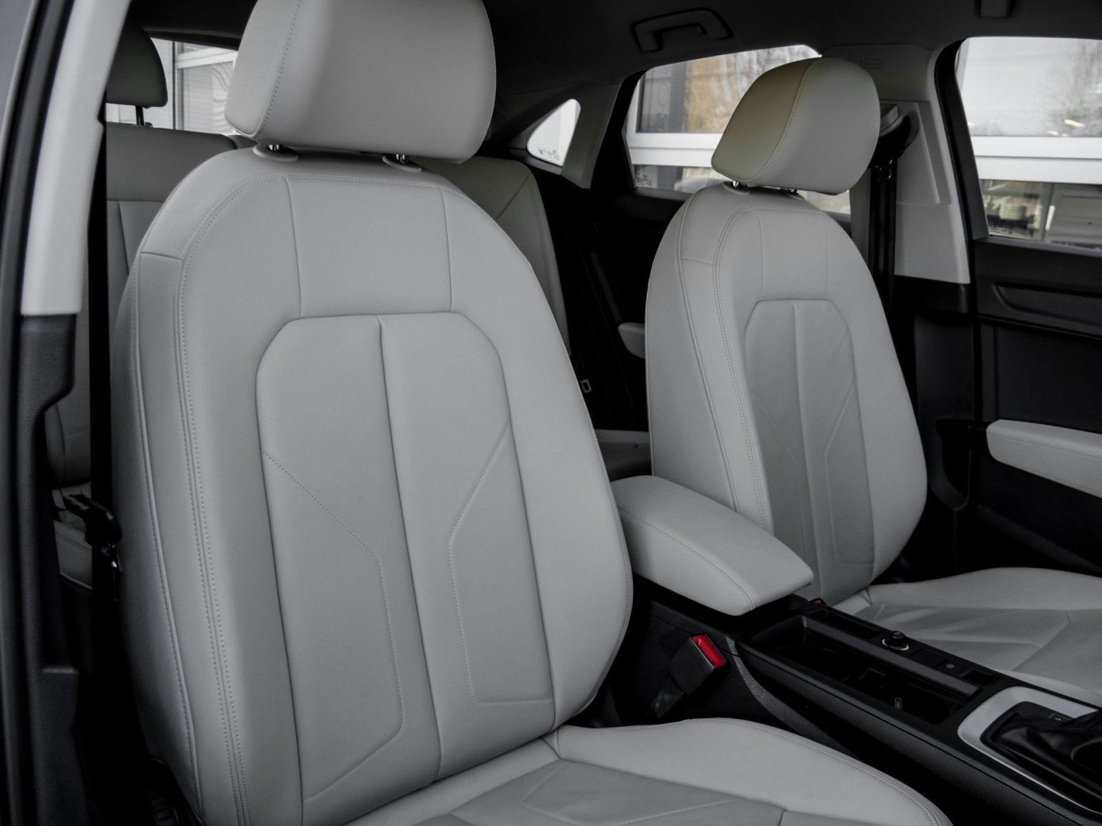Audi Q3 Sportback 45 HYBRID BLACKPAK LM17 NAVI+ LED
