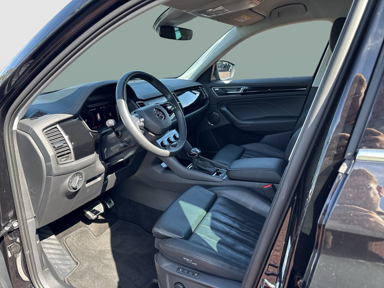 Skoda Kodiaq 2.0 L&K 4X4 LEDER 360°CAM ACC LM19 MATRIX