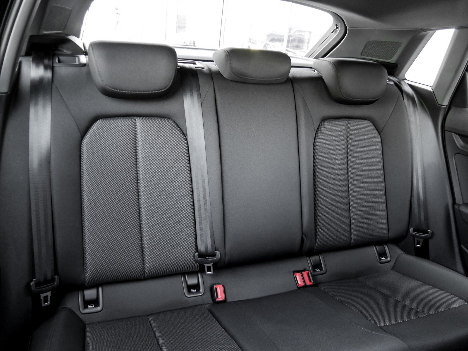 Audi A3 Sportback 40 HYBRID ALU NAVI+ LED TEMPOMAT