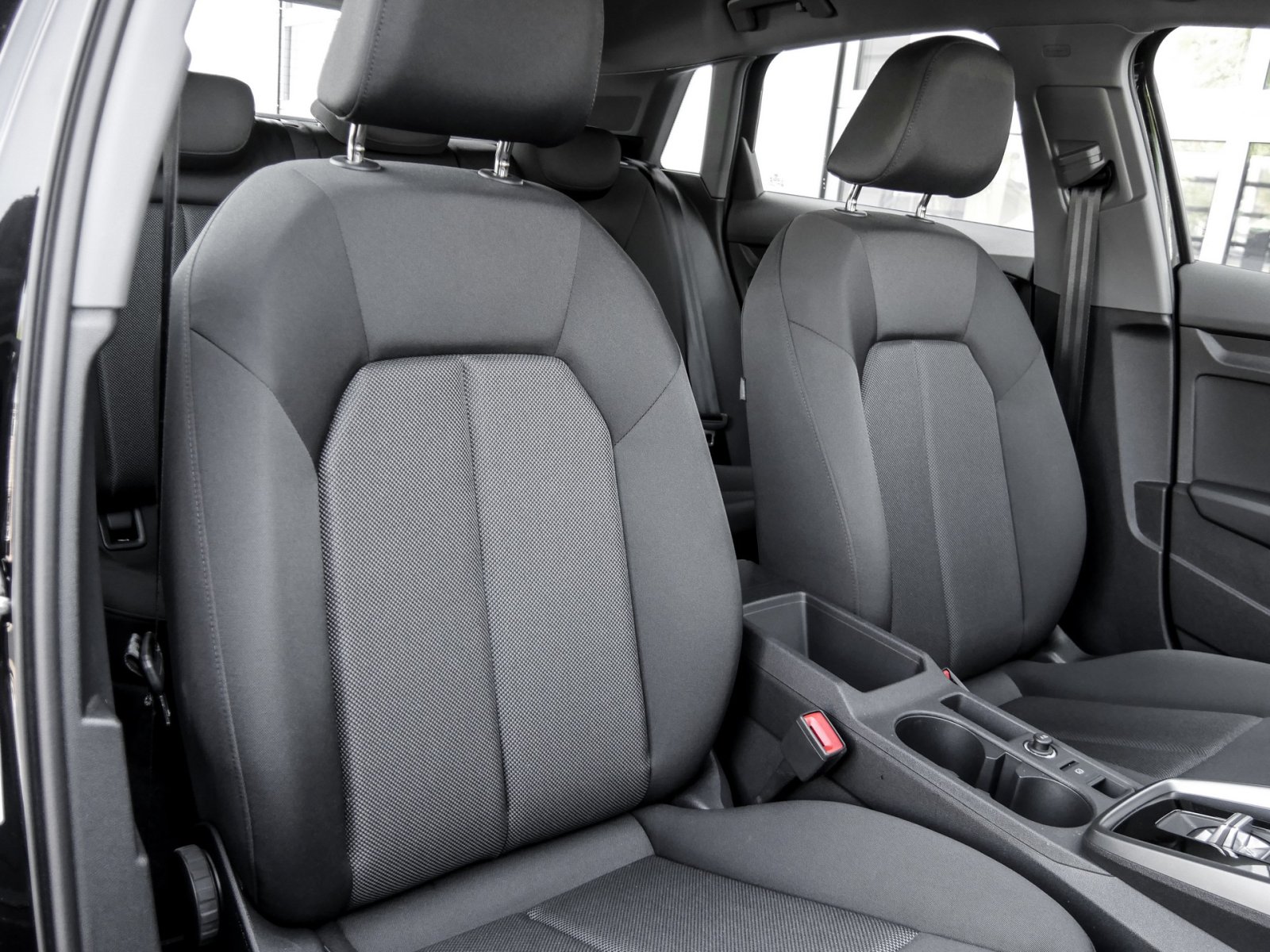 Audi A3 Sportback 40 HYBRID ALU NAVI+ LED TEMPOMAT