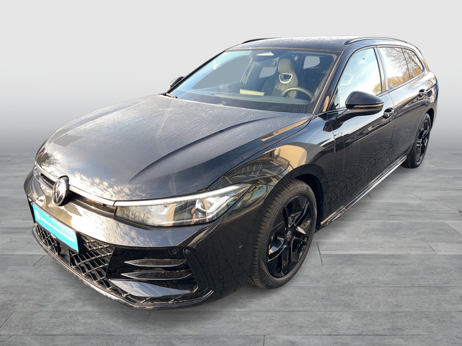 Volkswagen Passat Variant 2.0 R-LINE NEUES MODELL AHK CAM