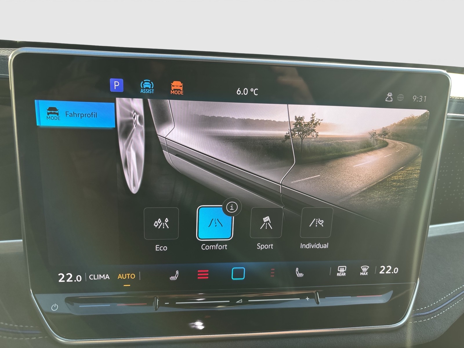 Volkswagen Passat Variant 2.0 R-LINE NEUES MODELL AHK CAM