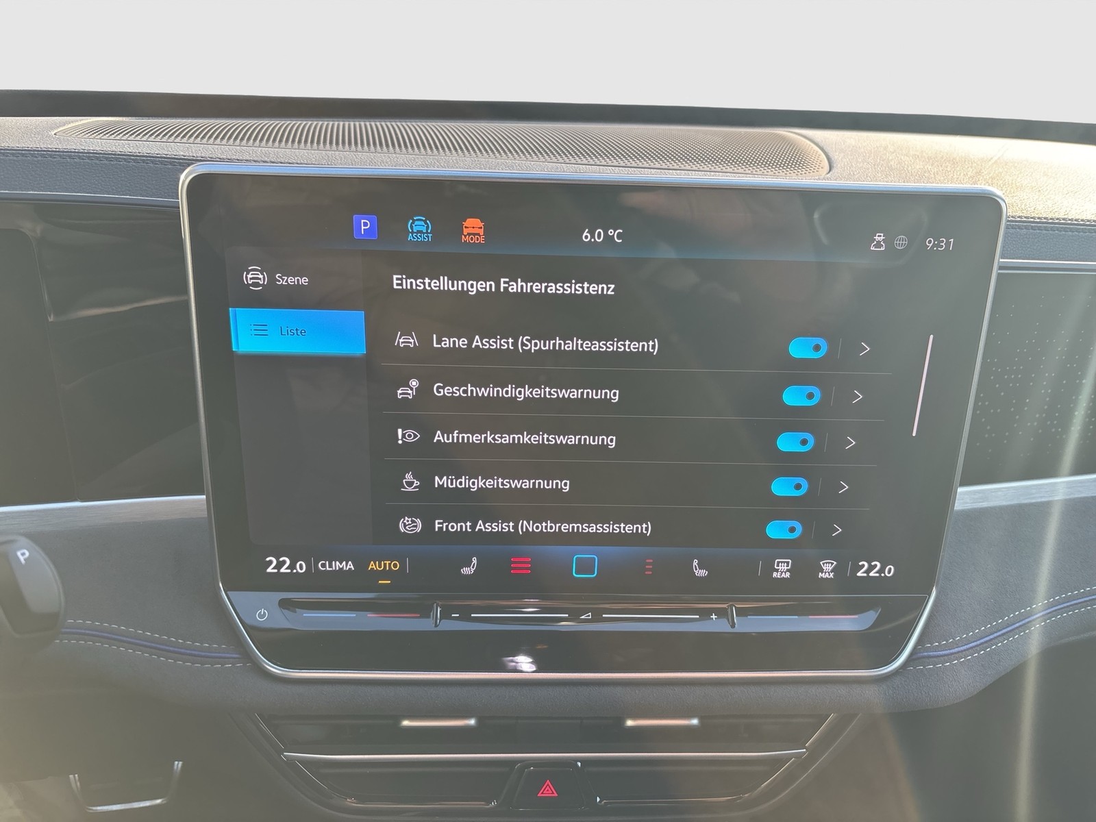 Volkswagen Passat Variant 2.0 R-LINE NEUES MODELL AHK CAM