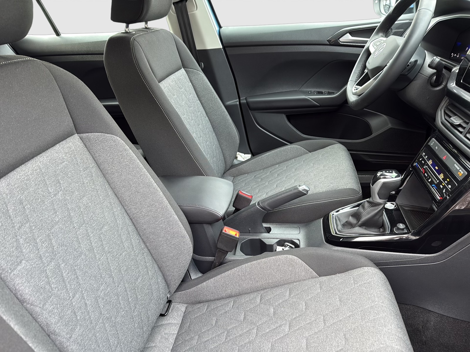 Volkswagen T-Cross 1.0 LIFE CAM ACC NAVI ALU CARPLAY SITZHZ