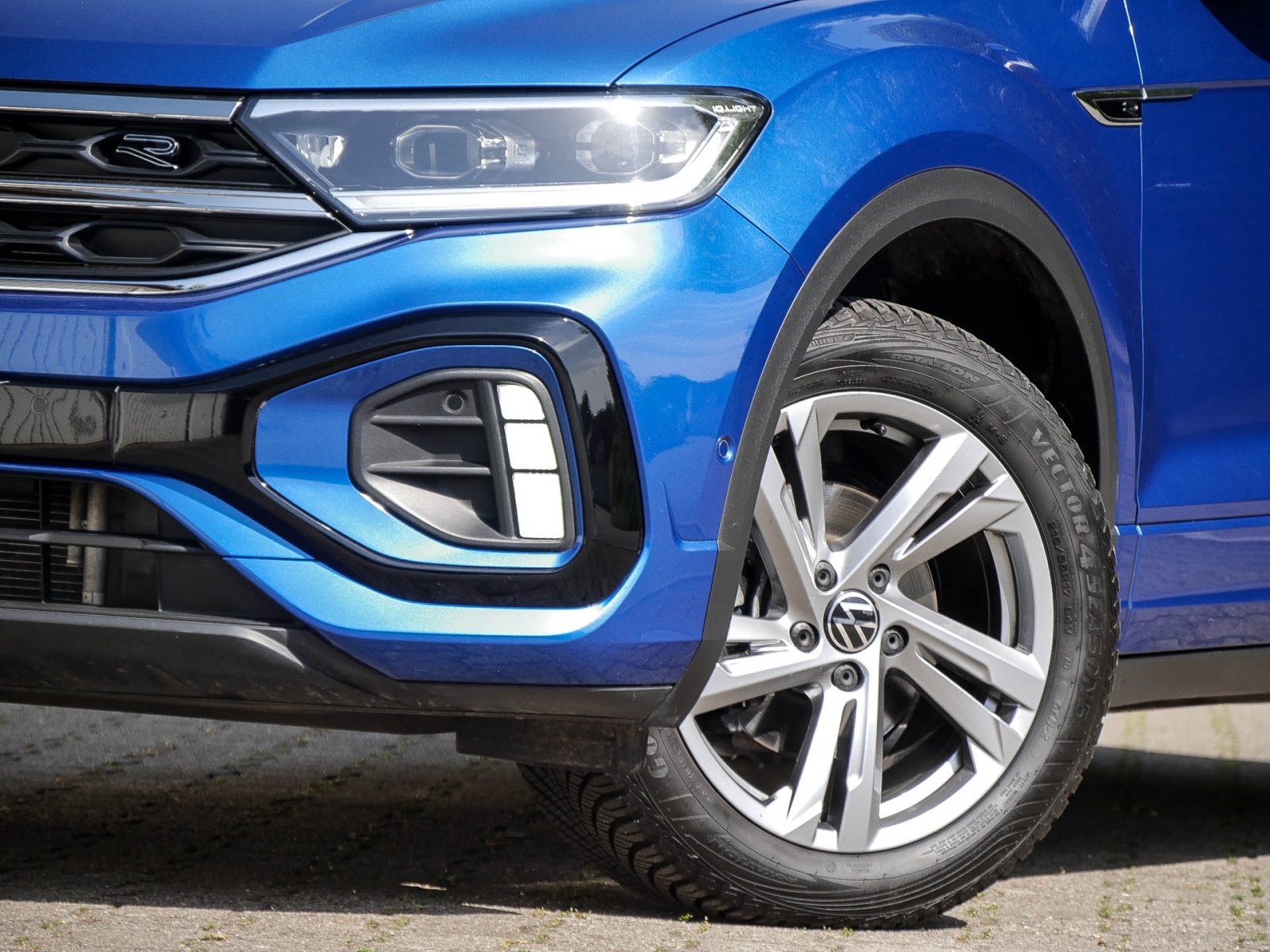 Volkswagen T-Roc Cabriolet 1.5 R-LINE AHK ACC LM17 NAVI