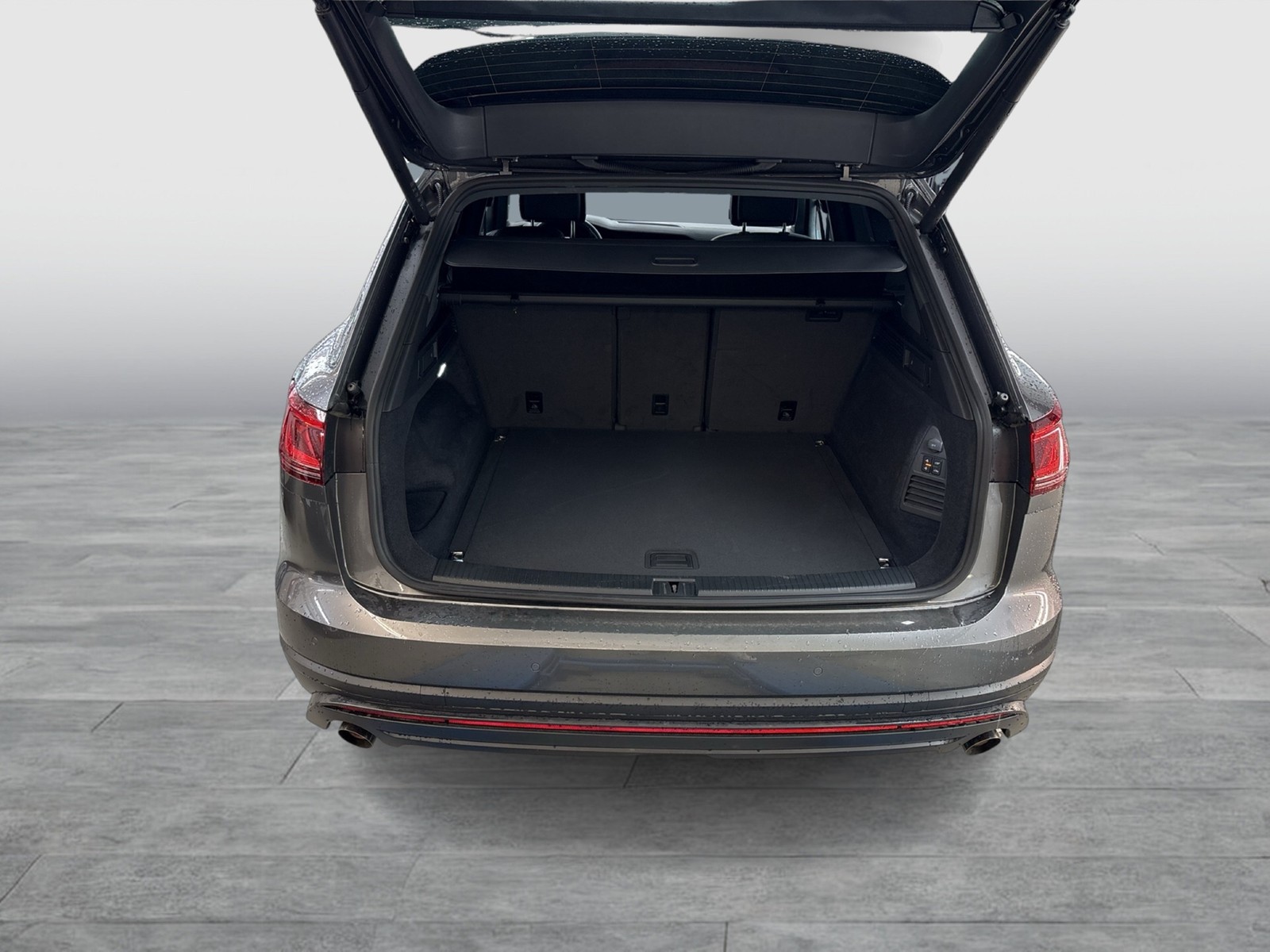 Volkswagen Touareg V6 STANDHZ LUFTFEDERUNG AHK CAM ACC NAVI