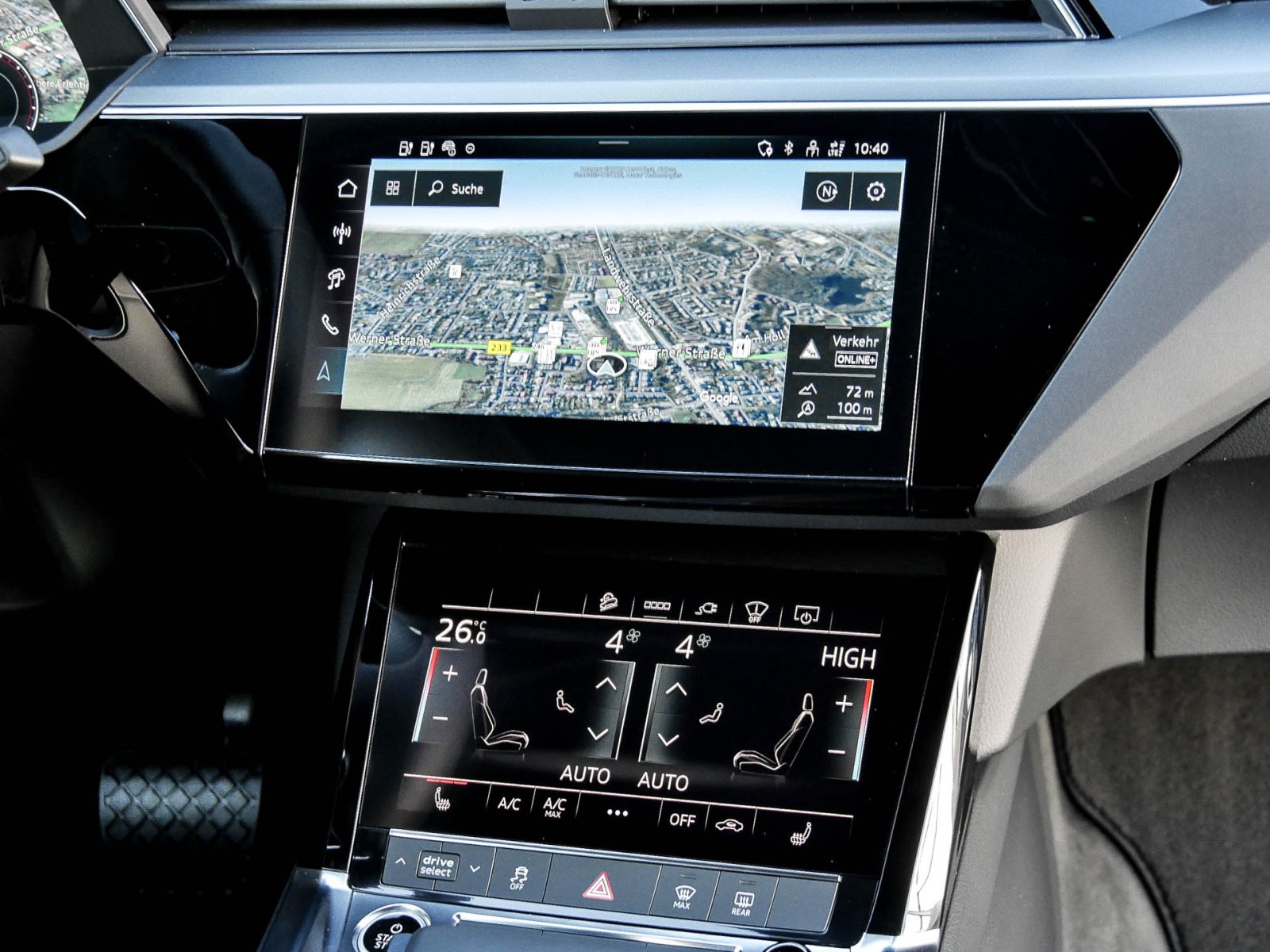 Audi Q8 e-tron 55 quattro S LINE BLACKPAK AHK CAM 21Z