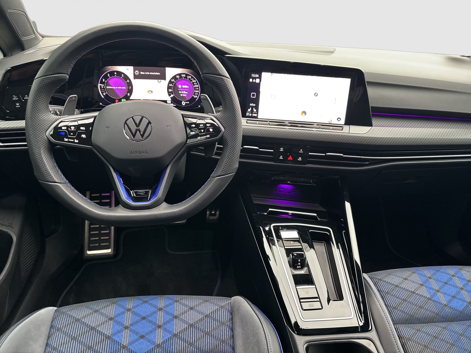 Volkswagen Golf VIII 2.0 R 4X4 PANO AHK CAM ACC LM18 NAVI