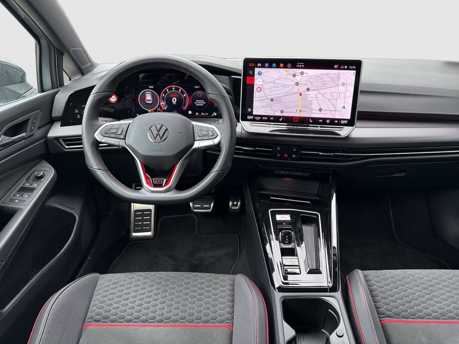 Volkswagen Golf VIII 2.0 GTI CLUBSPORT BLACK STYLE CAM LM18