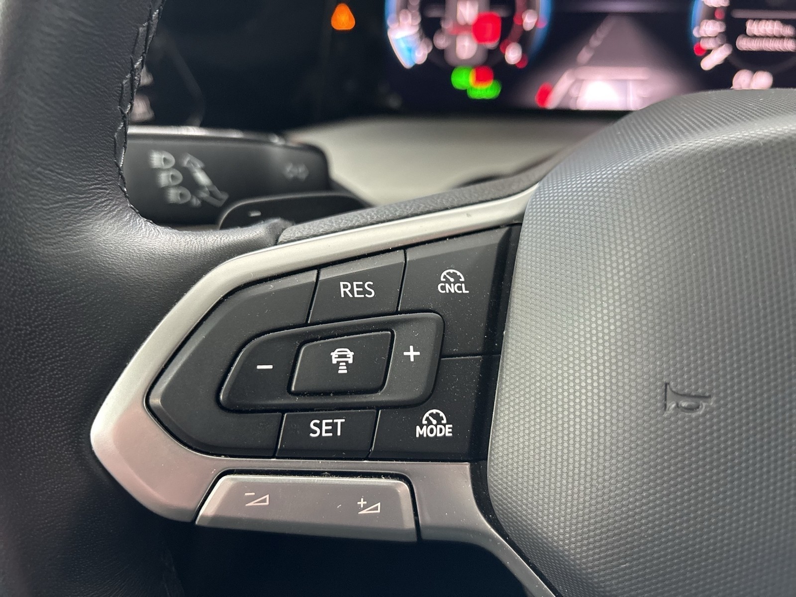 Volkswagen Golf Variant VIII 1.5 LIFE HARMAN KARDON CAM ACC