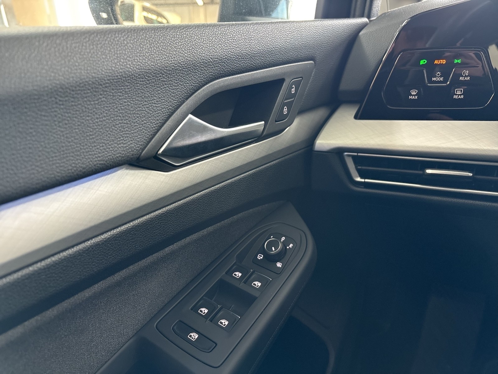 Volkswagen Golf Variant VIII 1.5 LIFE HARMAN KARDON CAM ACC