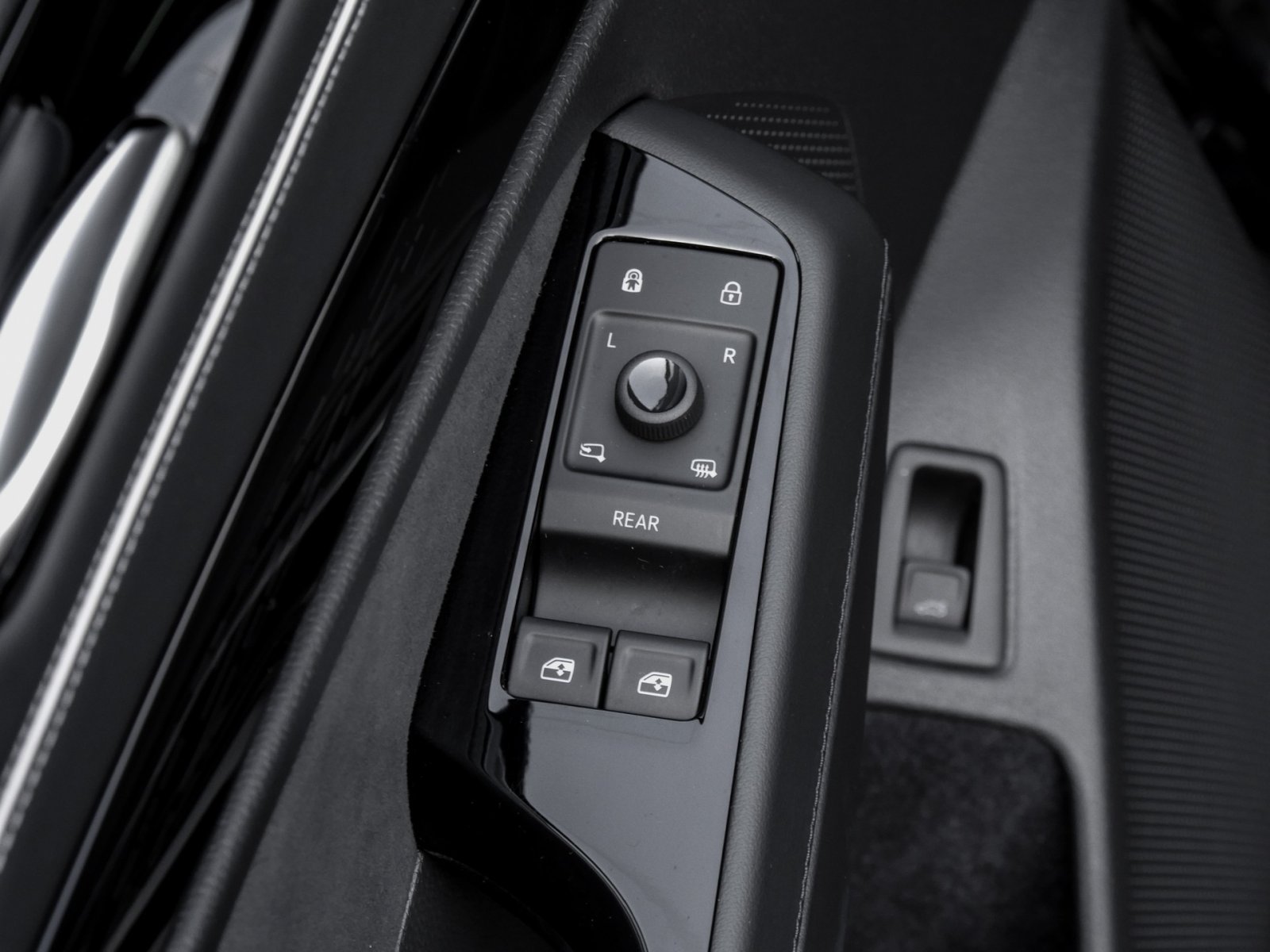 Volkswagen ID.7 Tourer PRO AHK 360°CAM ACC LM20 E-KLAPPE