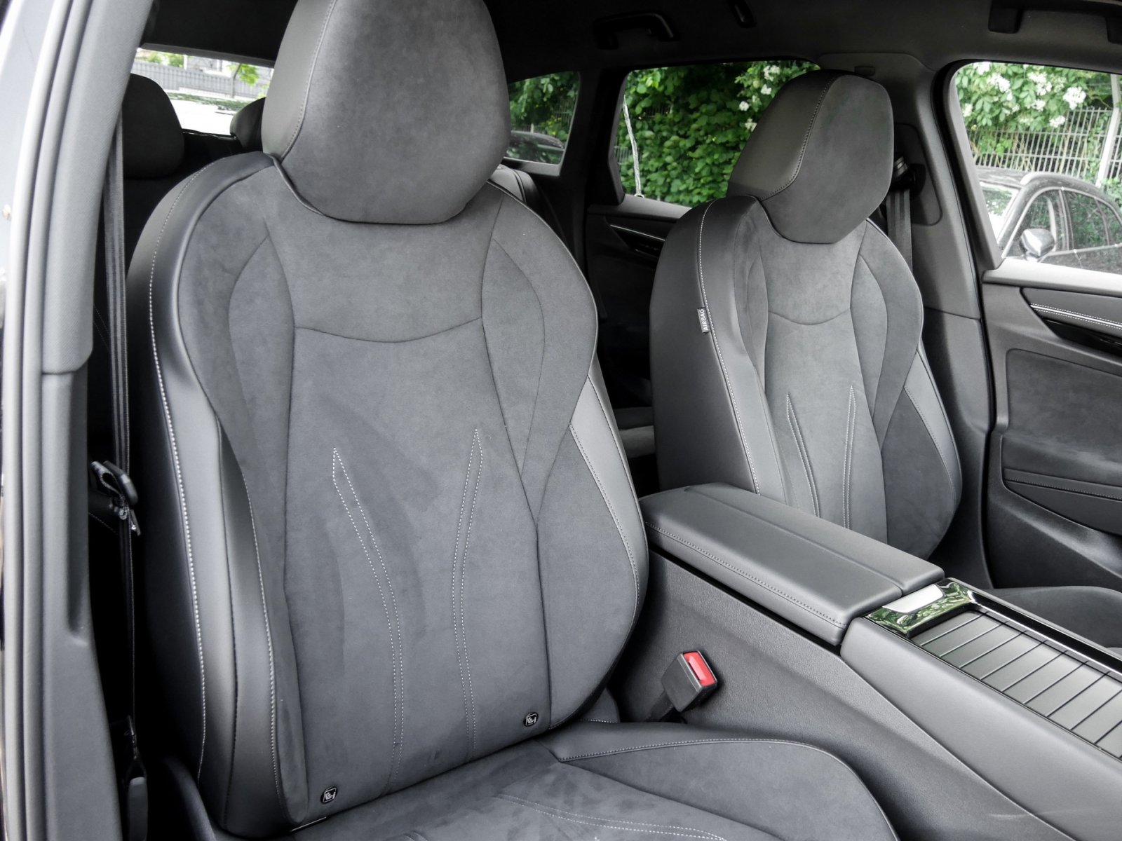 Volkswagen ID.7 Tourer PRO AHK 360°CAM ACC LM20 E-KLAPPE