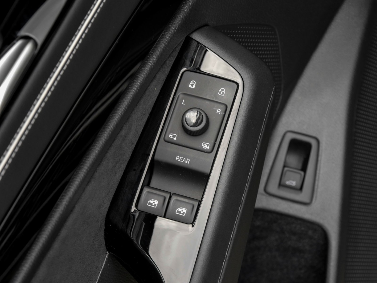 Volkswagen ID.7 Tourer PRO AHK 360°CAM ACC LM20 E-KLAPPE
