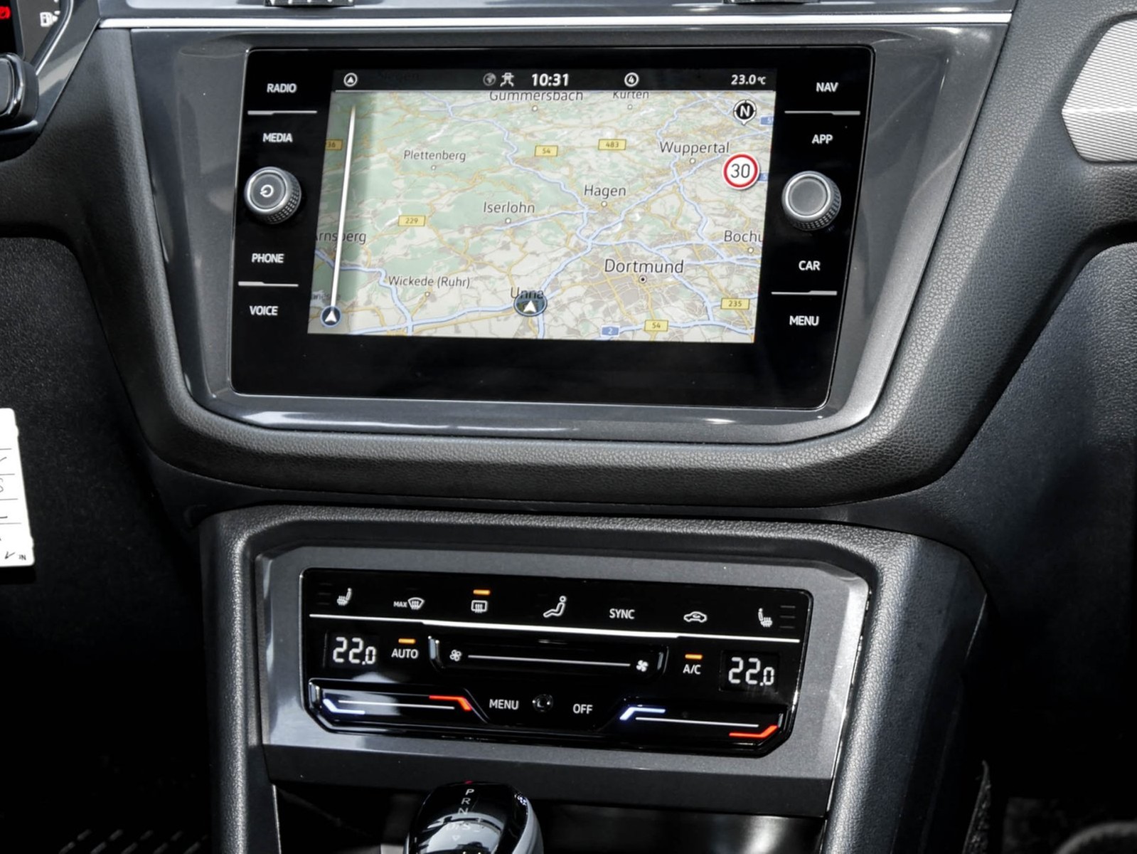 Volkswagen Tiguan Allspace 1.5 LIFE 7SITZE AHK ACC LM18 NAVI