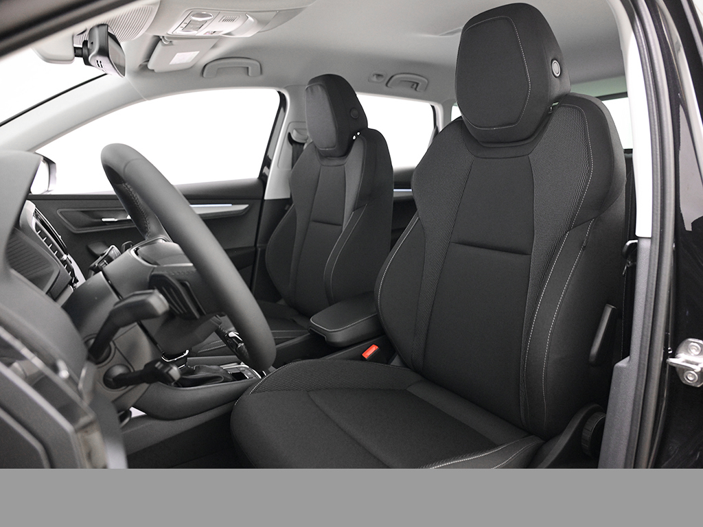 Skoda Karoq 2.0 BALANCE DSG AHK MATRIXLED KEYLESS