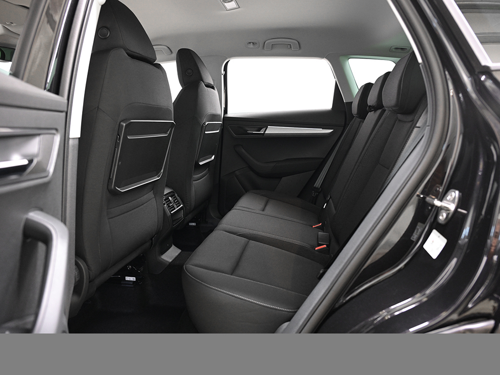 Skoda Karoq 2.0 BALANCE DSG AHK MATRIXLED KEYLESS