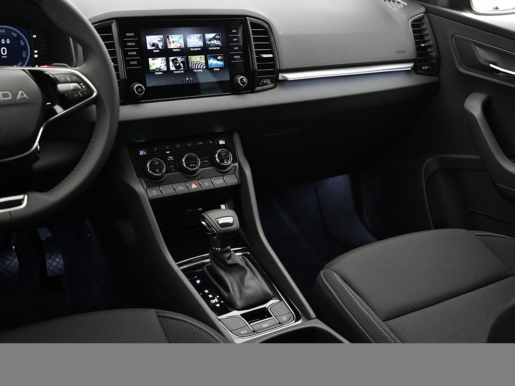 Skoda Karoq 2.0 BALANCE DSG AHK MATRIXLED KEYLESS