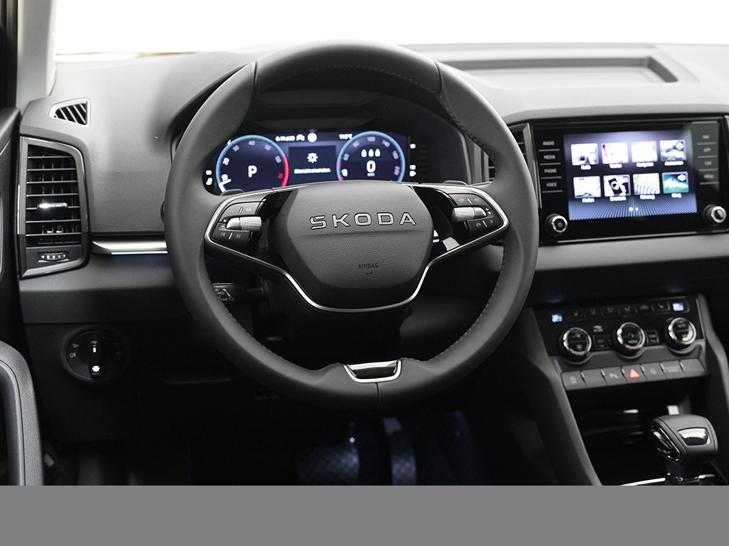 Skoda Karoq 1.5TSI DSG Balance AHK ACC NAV RFK SHZ PDC