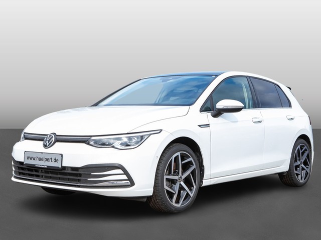 Volkswagen Golf VIII 1.5 STYLE STANDHZ. PANO KAMERA ALU18