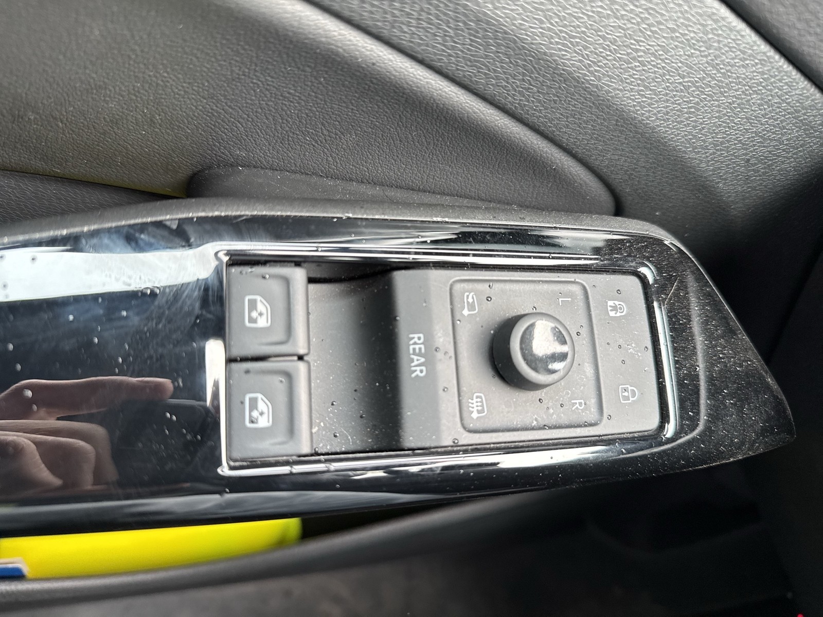 Volkswagen ID.4 GTX 4X4 WÄRMEPUMPE PANO AHK 360CAM ACC LM21