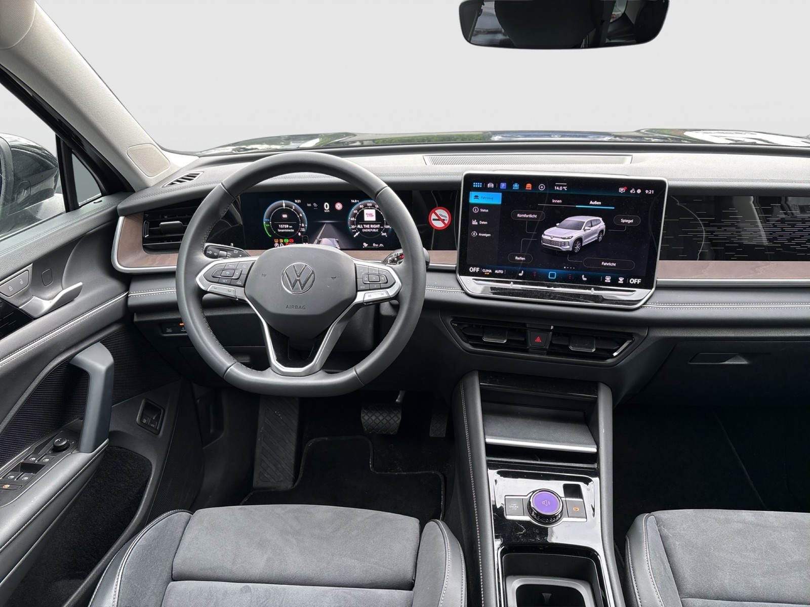 Volkswagen Tayron 1.5 HYBRID ELEGANCE AHK 360°CAM ACC LM18