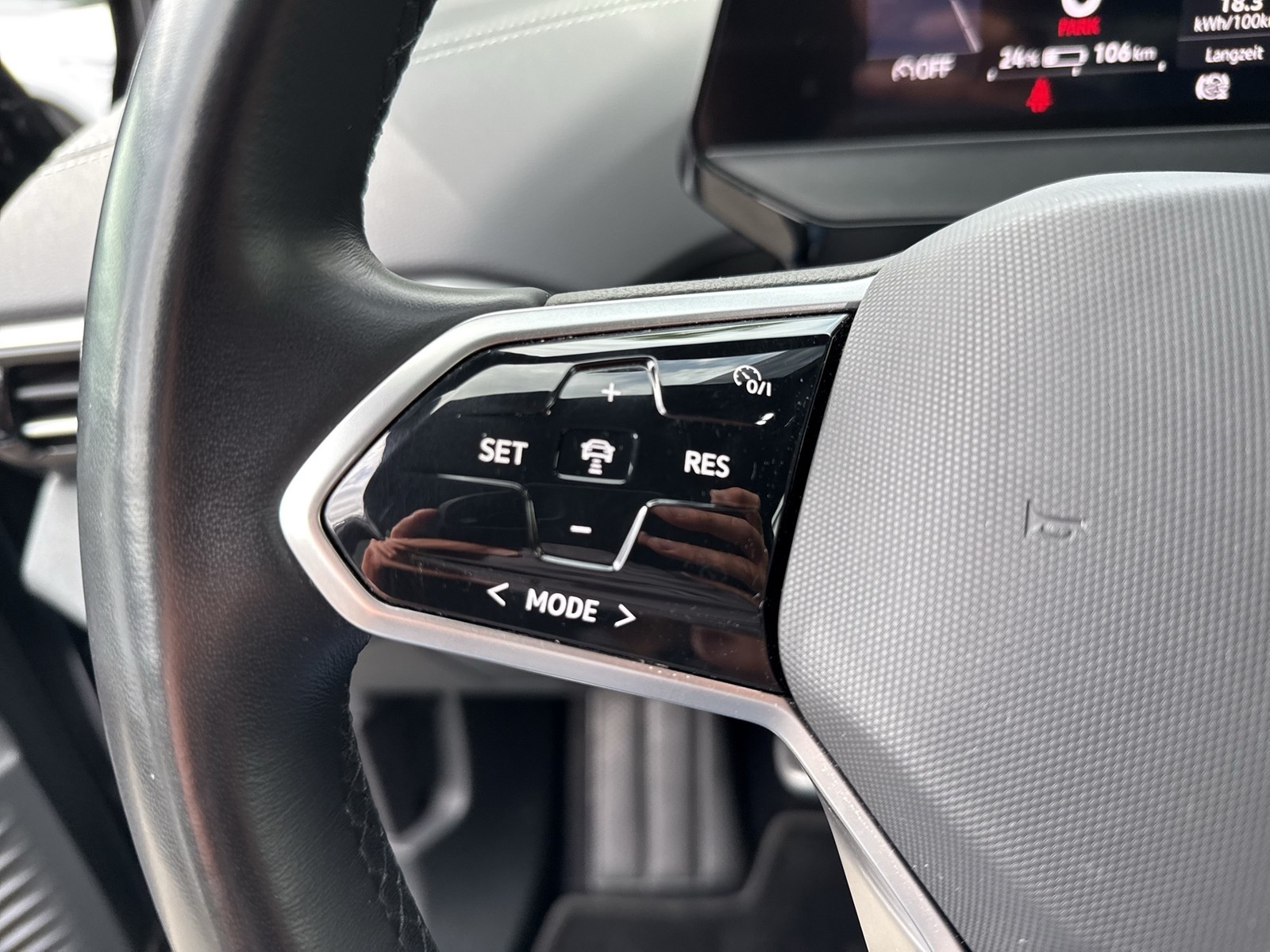 Volkswagen ID.5 Pro Performance WÄRMEPUMPE AHK 360°CAM LM21