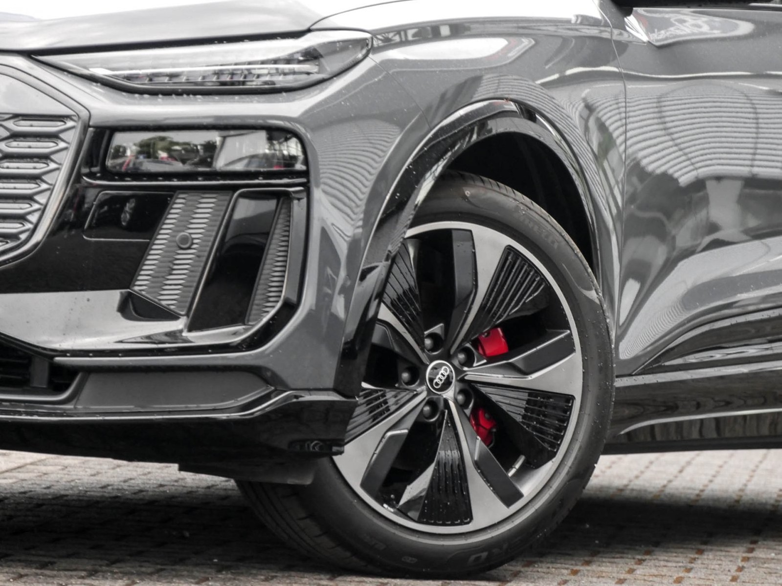 Audi Q6 e-tron performance S LINE edition one grey 21Z