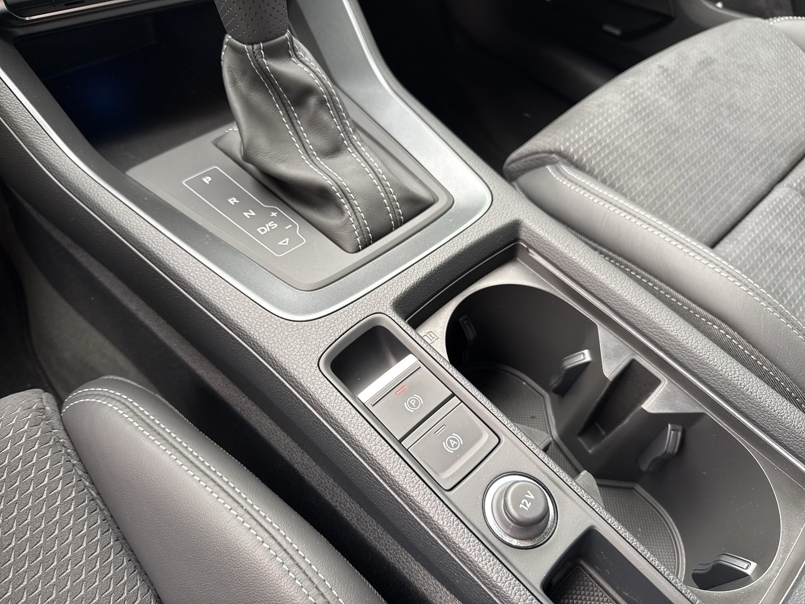 Audi Q3 45 quattro S LINE BLACKPAK SONOS AHK 360°CAM
