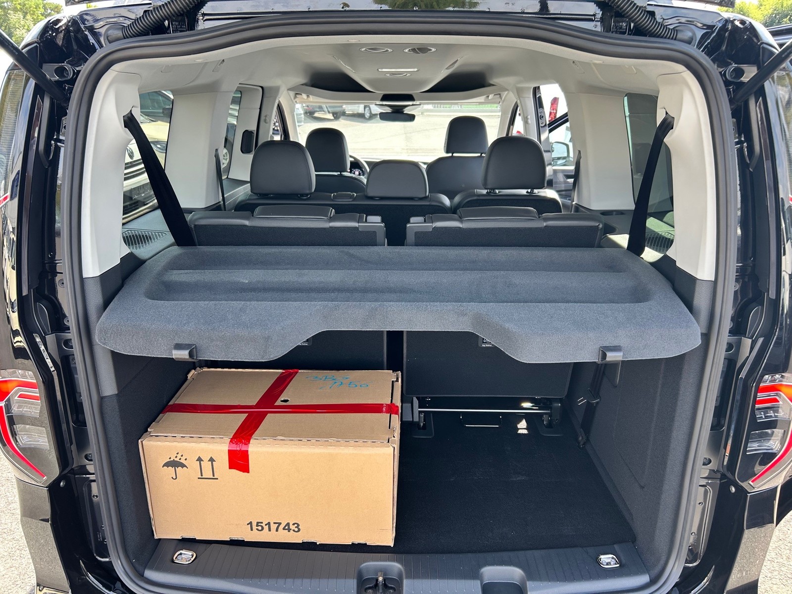 Volkswagen Caddy Maxi 2.0 TDI DSG TAXI