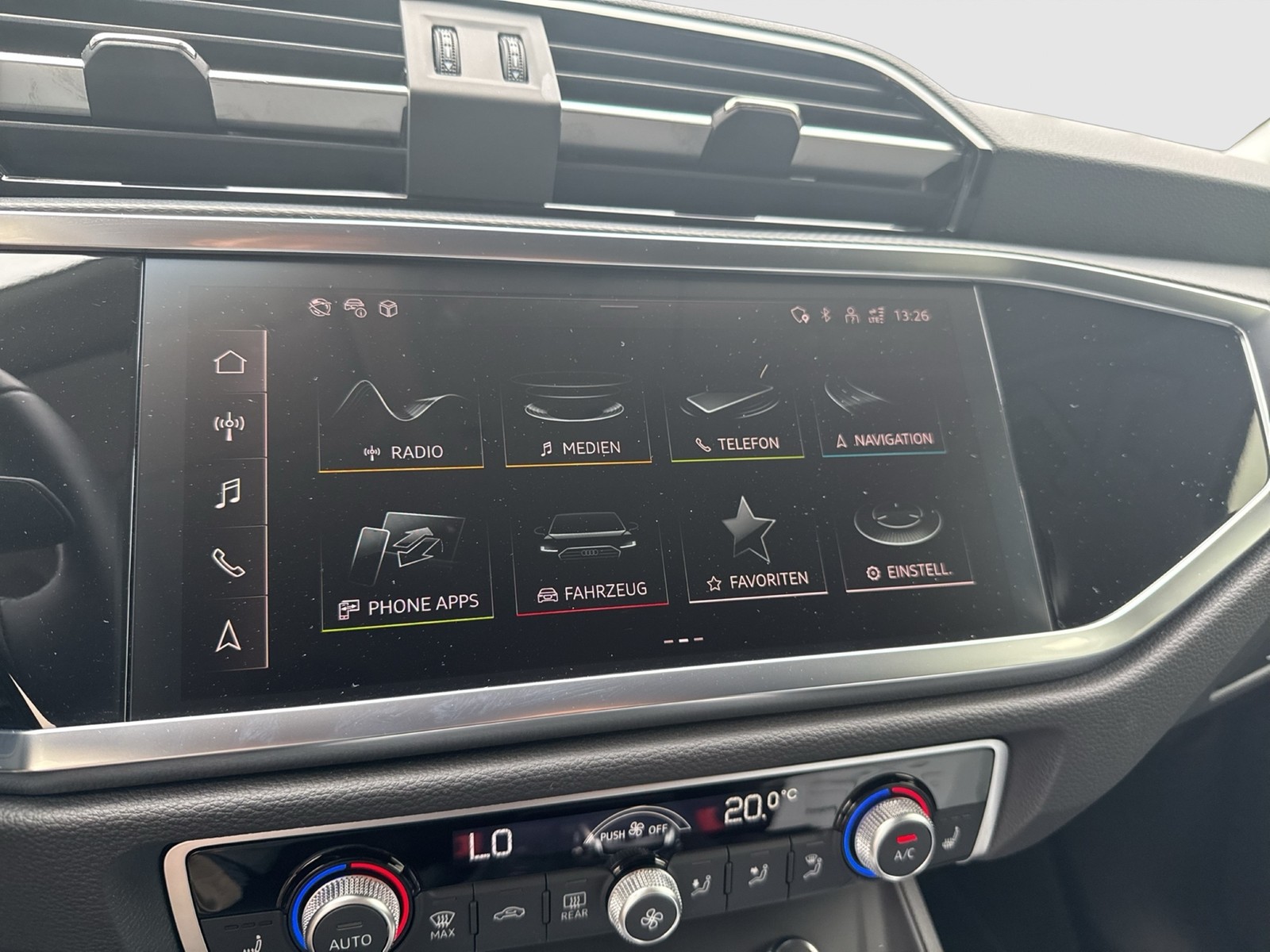 Audi Q3 35 S LINE AHK CAM ACC LM19 E-KLAPPE NAVI+