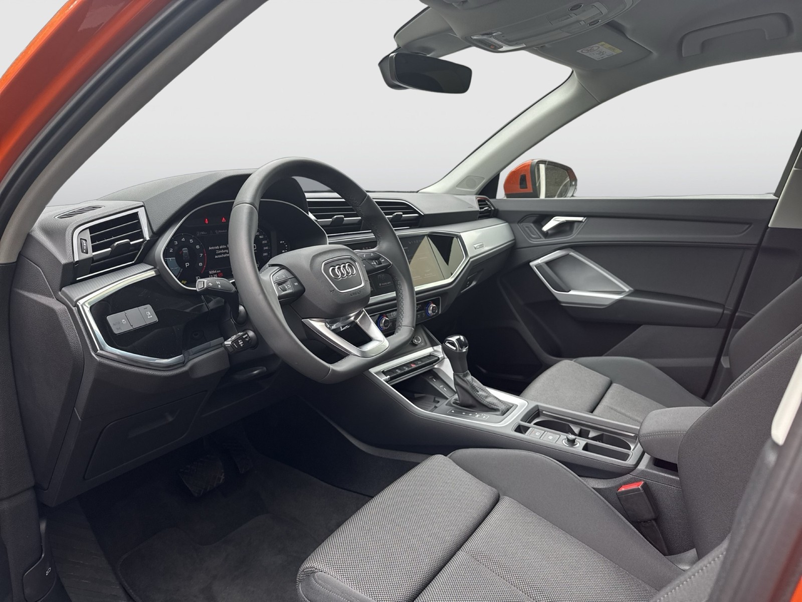 Audi Q3 35 S LINE AHK CAM ACC LM19 E-KLAPPE NAVI+