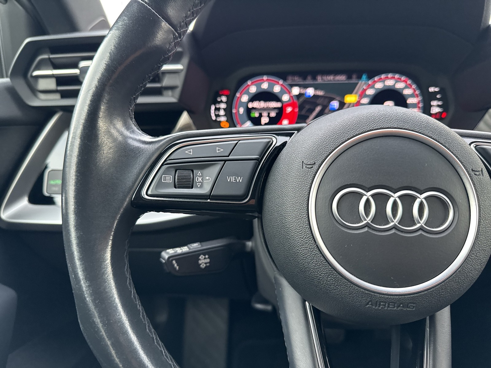 Audi A3 35 advanced BLACKPAK CAM LM18 NAVI+ SITZHEIZ.